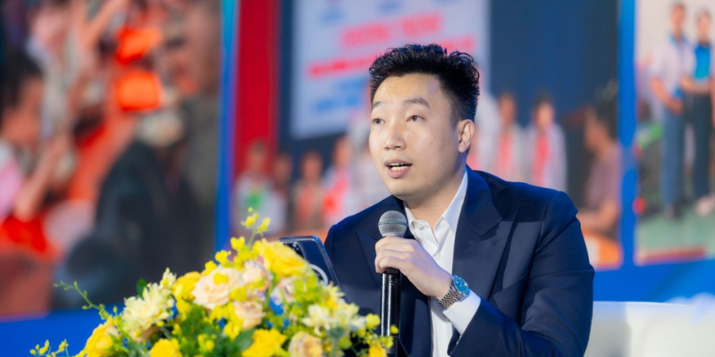 Tiểu sử tác giả Huỳnh Văn Minh